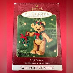 Hallmark Keepsake Gift Bearer Collector's‎ Series